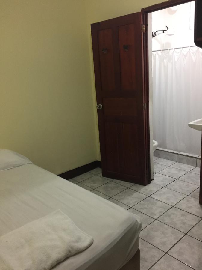Ac Room 2 Persons Hospedaje Don Wilfredo 南圣胡安 外观 照片